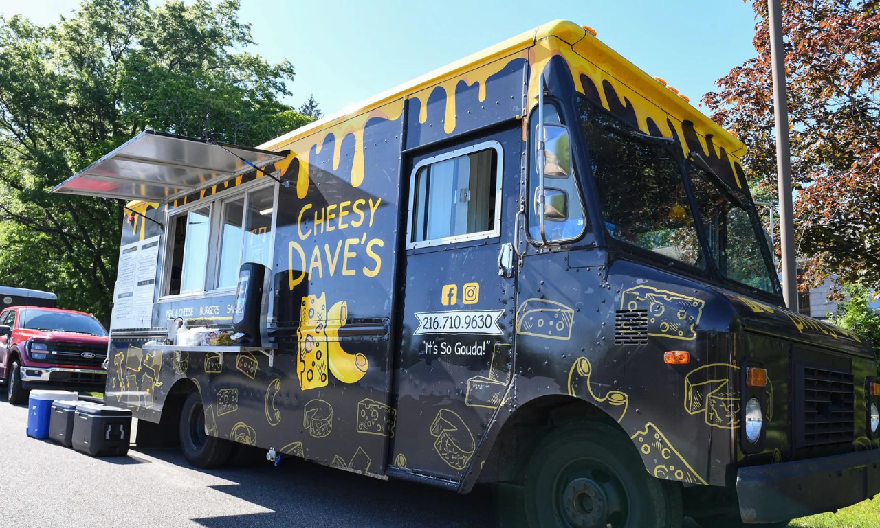 Cheesy Dave'S Food Truck